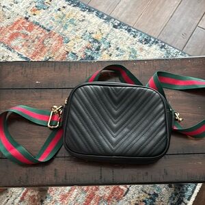 Black crossbody bag with removable strap